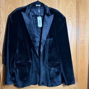Goodfellow & Co. Men’s Black Velvet Blazer